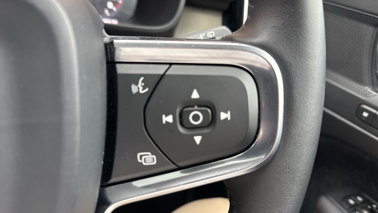 Volvo Xc40 2.0 T4 Inscription Pro 5dr AWD Geartronic Petrol Estate